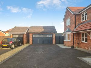 Garage- click for photo gallery